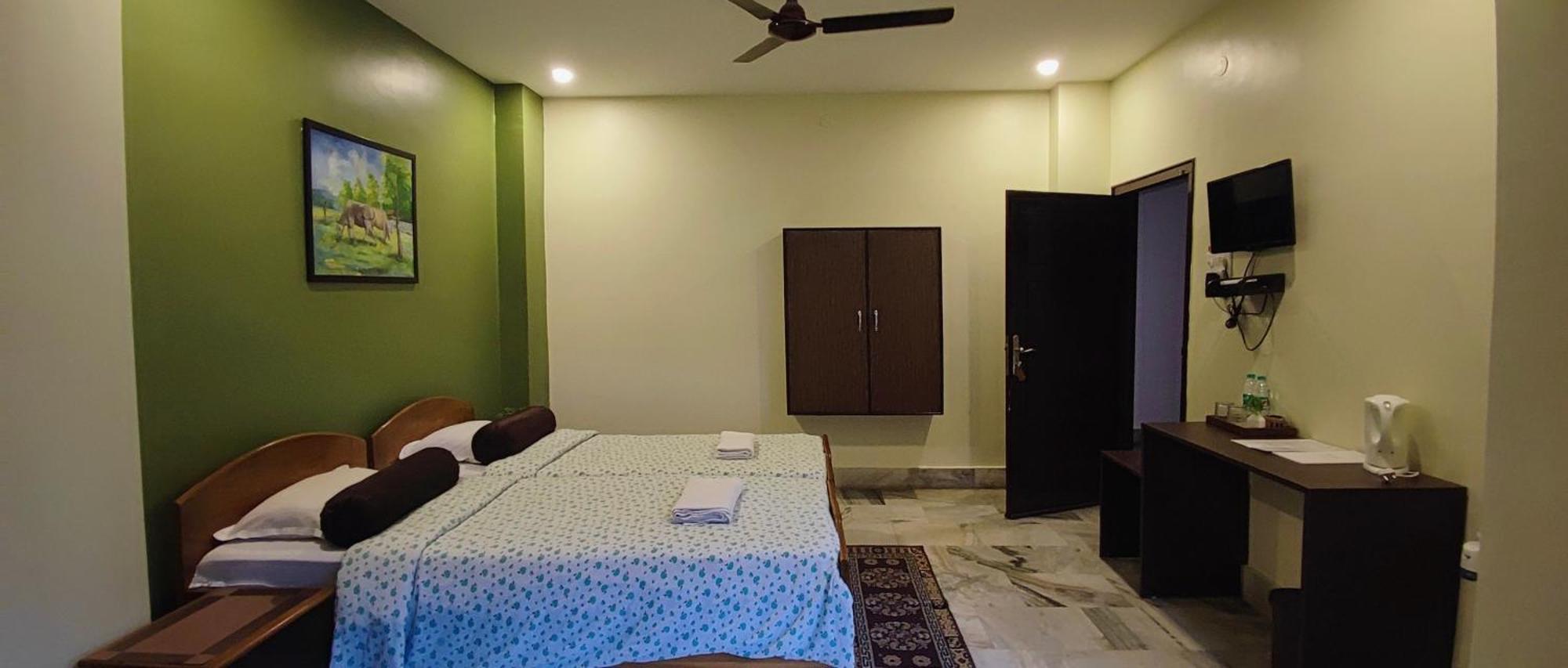 Nirvana Guest House Γουβαχάτι Εξωτερικό φωτογραφία