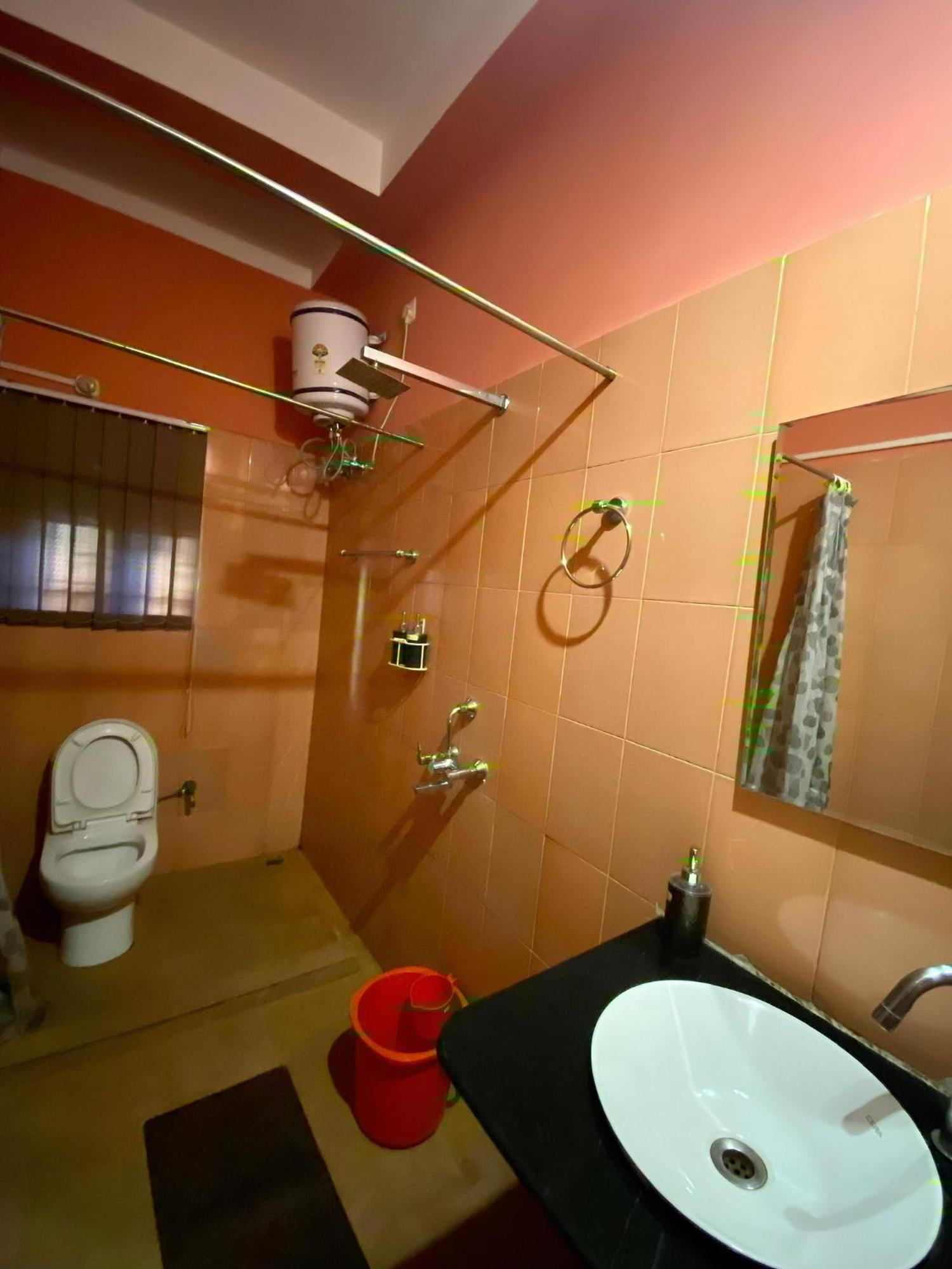 Nirvana Guest House Γουβαχάτι Εξωτερικό φωτογραφία